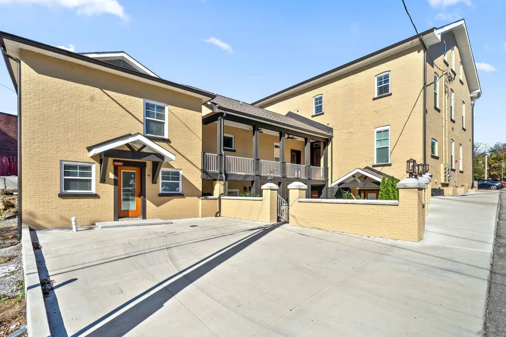 638 Madison St #9 Clarksville, TN 37040
