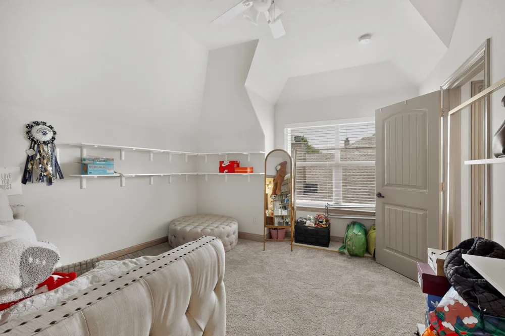 110 Highwood Avenue Oak Point, TX 75068