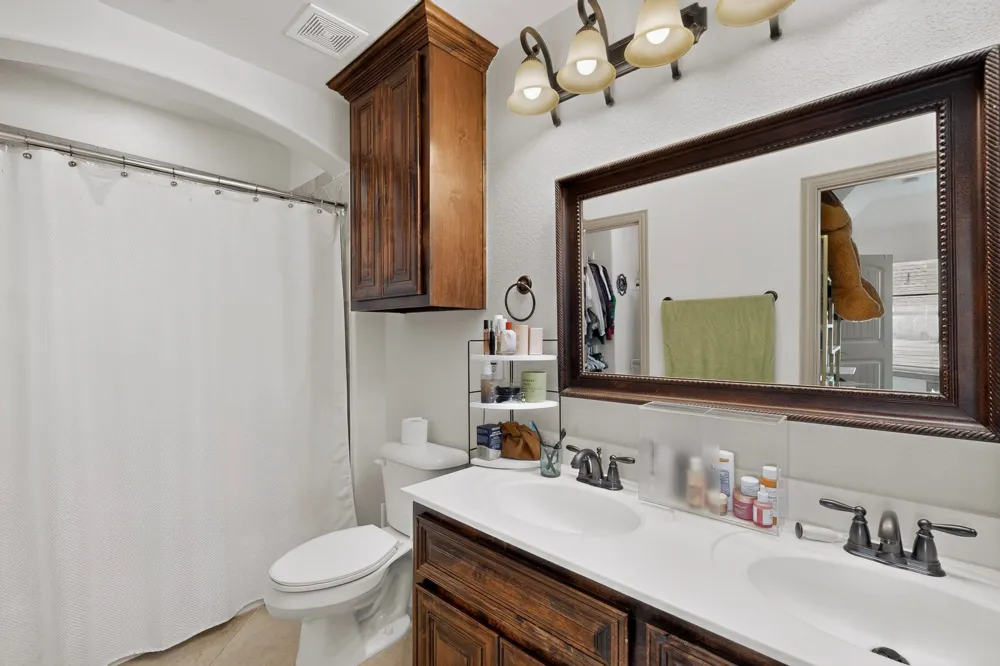110 Highwood Avenue Oak Point, TX 75068