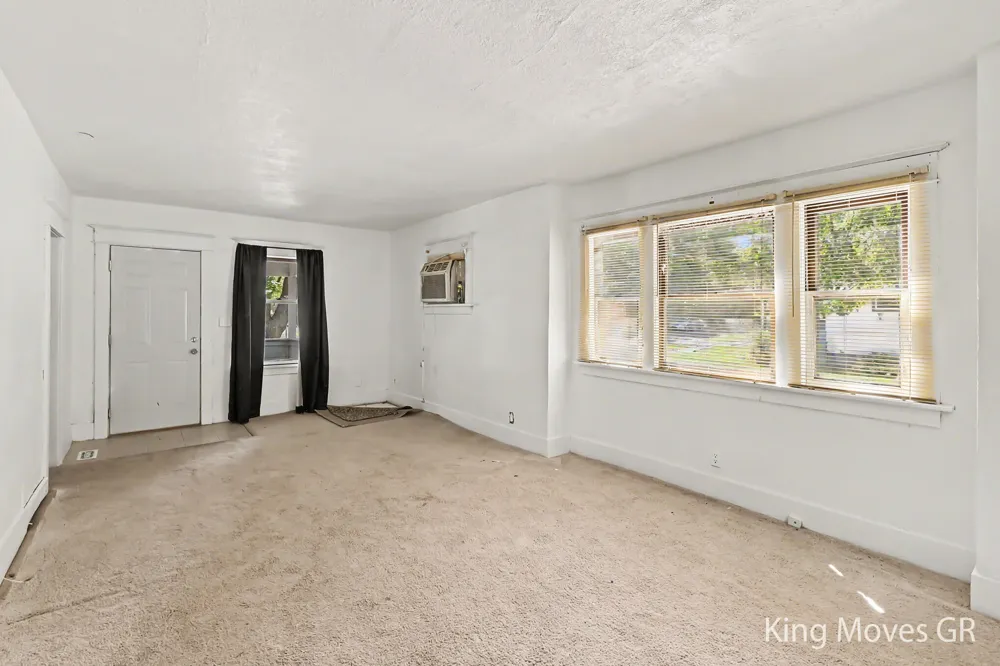 536 Shepard Street Lansing, MI 48912