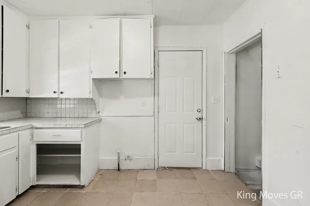 536 Shepard Street Lansing, MI 48912