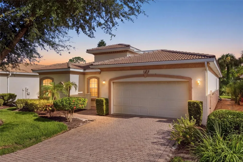 125 RIO TERRA Venice, FL 34285