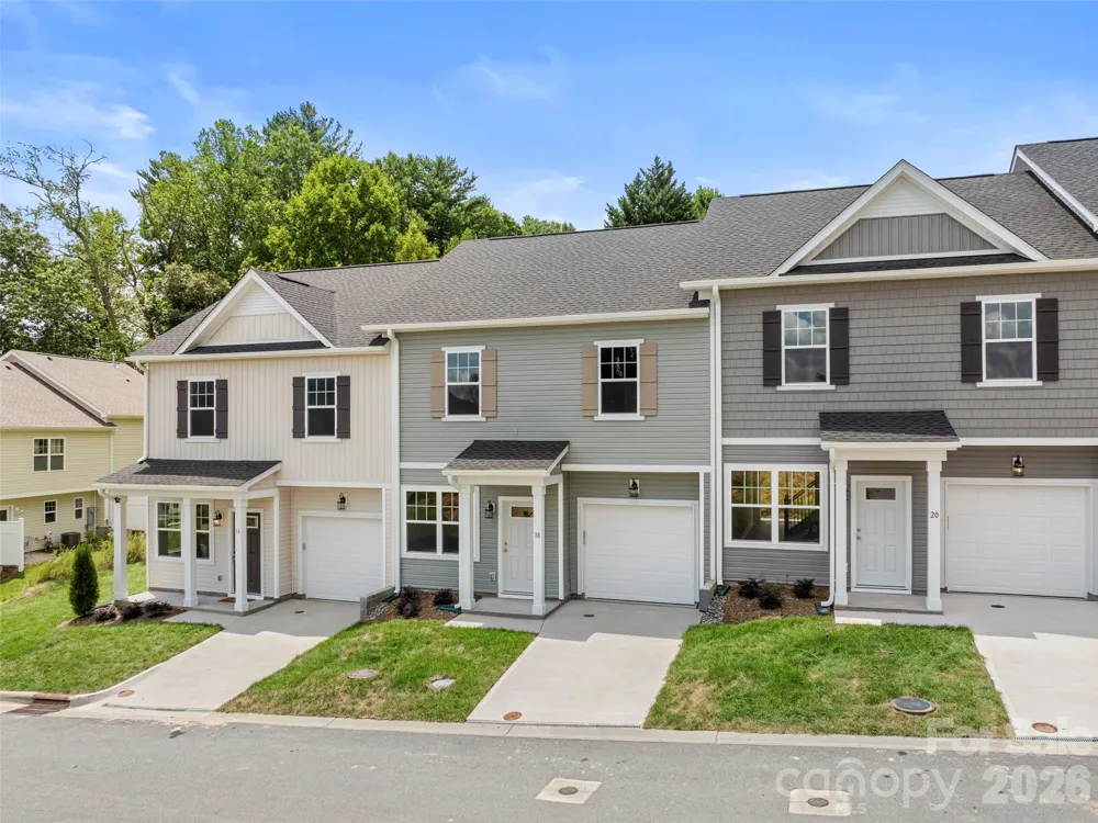 18 Bessie Luther Boulevard #unit 40 Candler, NC 28715