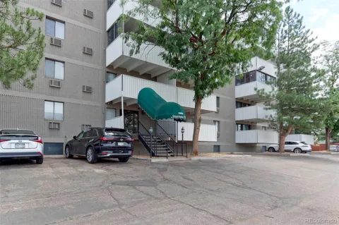 10650 E Tennessee Avenue #104