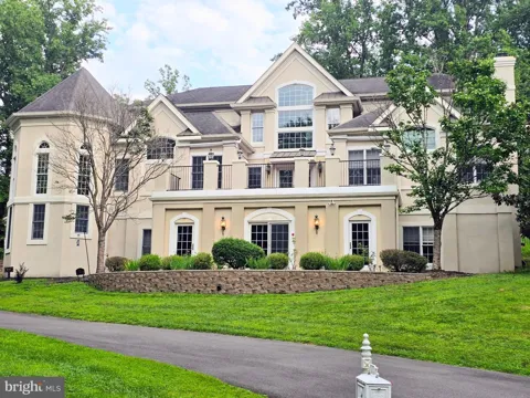 720 FOXTAIL COURT