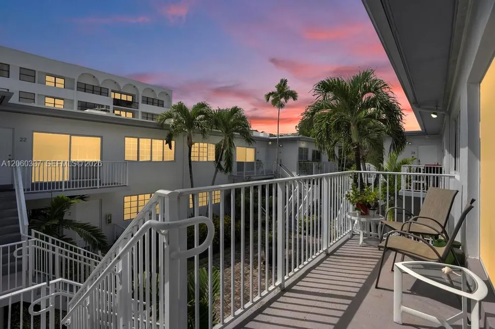 9280 Bay Harbor Ter #26 Bay Harbor Islands, FL 33154