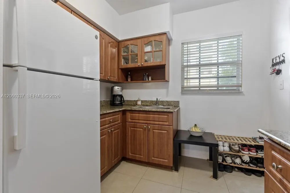 9280 Bay Harbor Ter #26 Bay Harbor Islands, FL 33154