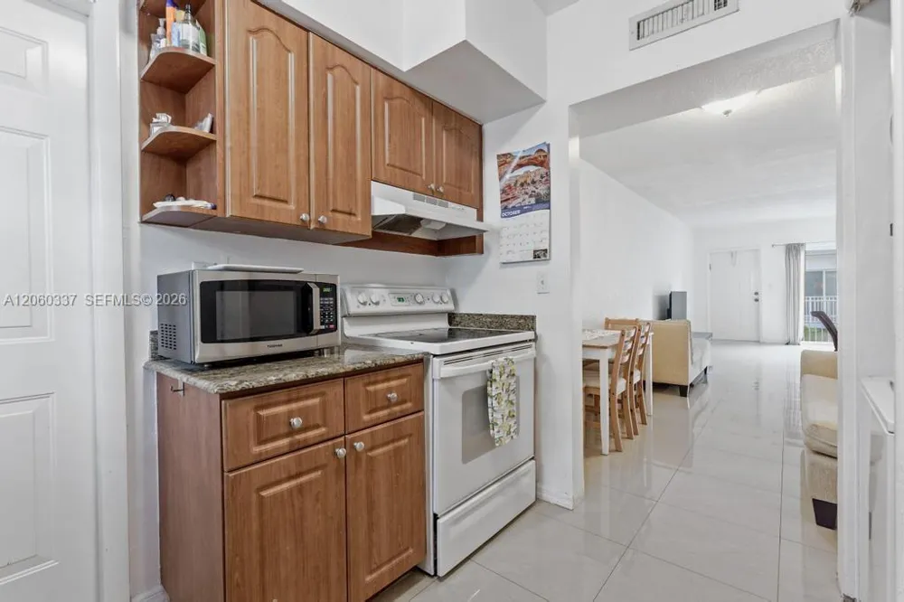9280 Bay Harbor Ter #26 Bay Harbor Islands, FL 33154