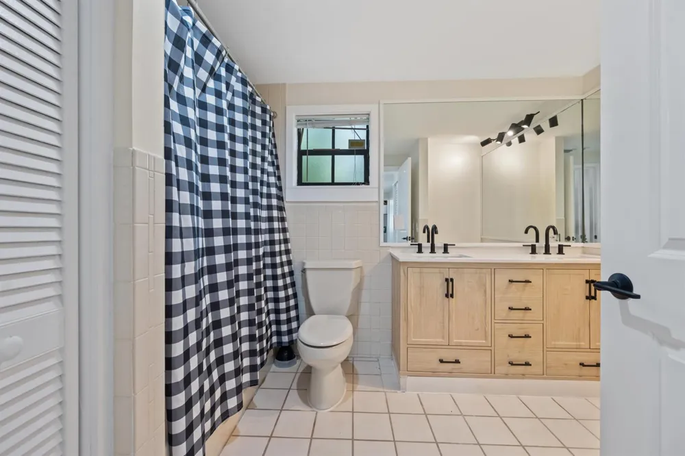 816 CHUKKER ROAD Delray Beach, FL 33483
