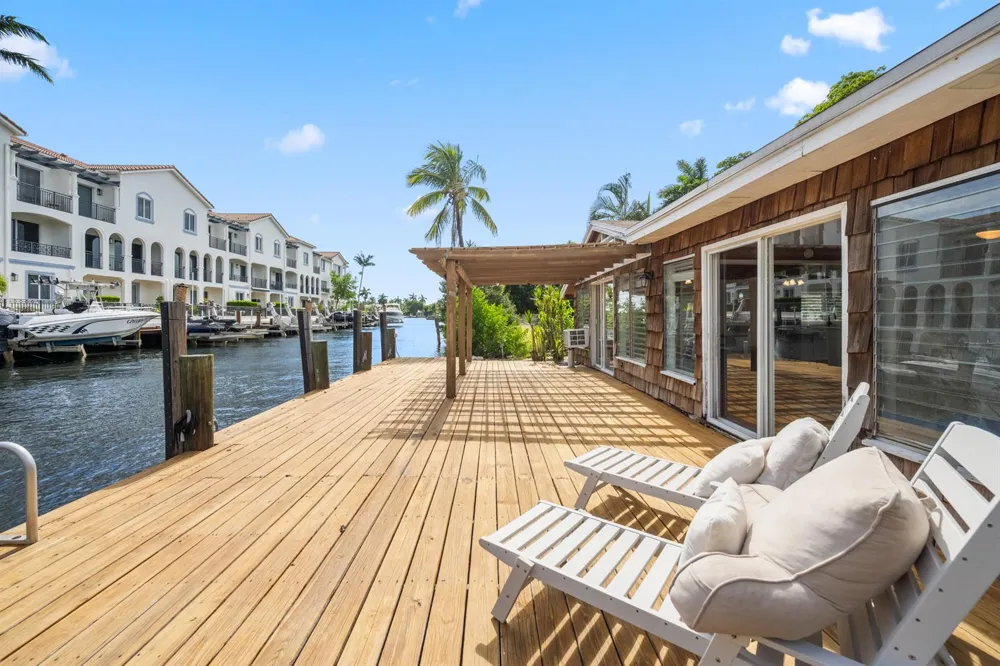 816 CHUKKER ROAD Delray Beach, FL 33483