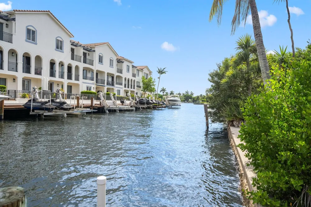 816 CHUKKER ROAD Delray Beach, FL 33483