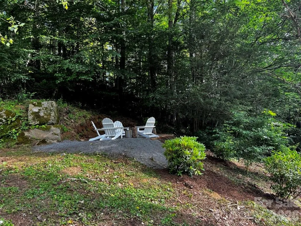 866 Georges Gap Road Vilas, NC 28692