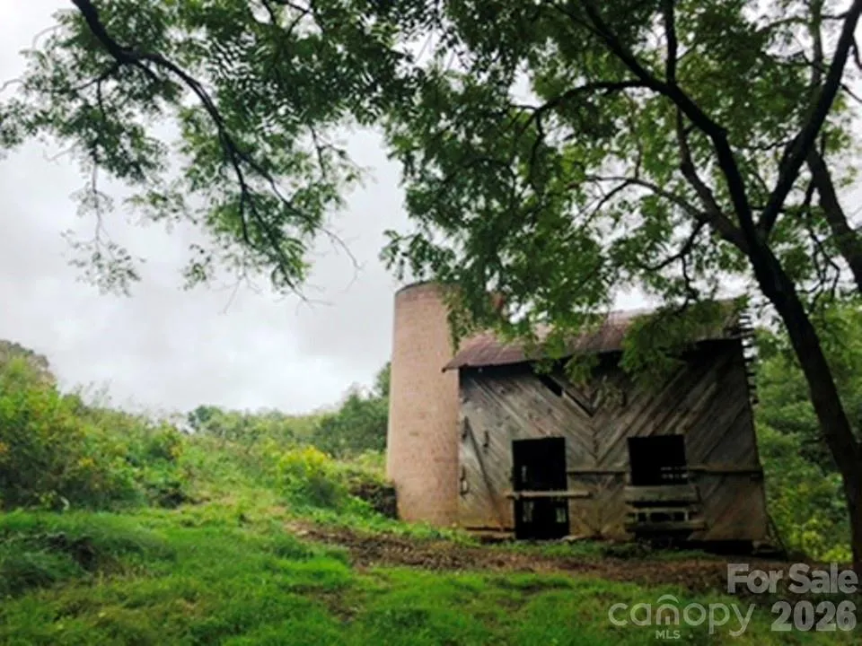 866 Georges Gap Road Vilas, NC 28692
