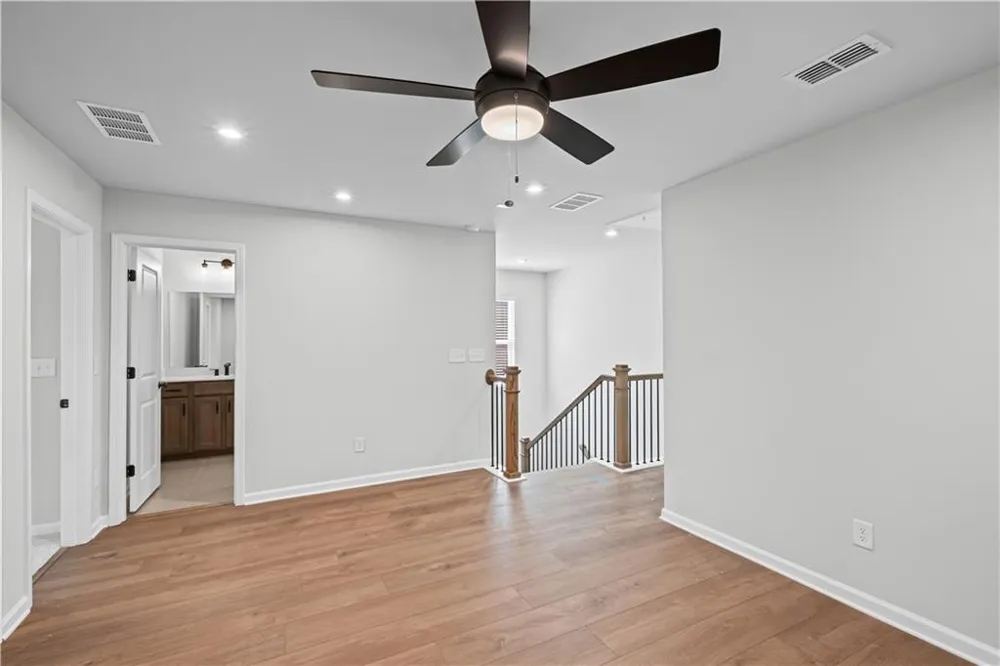 5669 Tillman Way Powder Springs, GA 30127