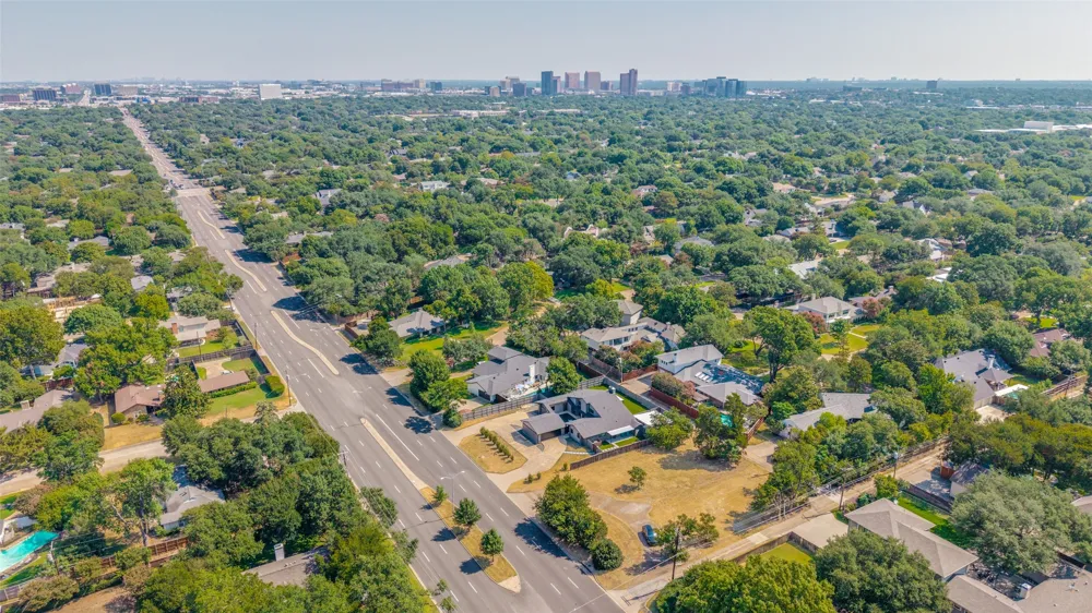 11430 Midway Road Dallas, TX 75229