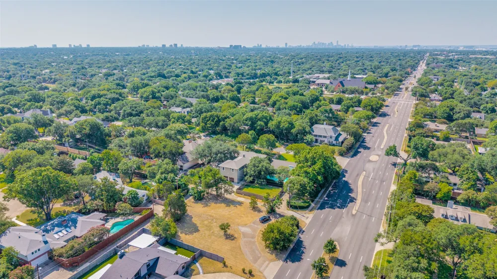 11430 Midway Road Dallas, TX 75229