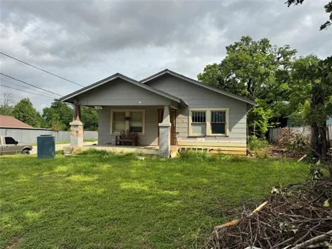 3301 Baylor Street
