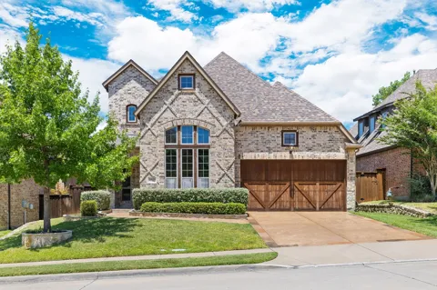 2029 Hill Drive