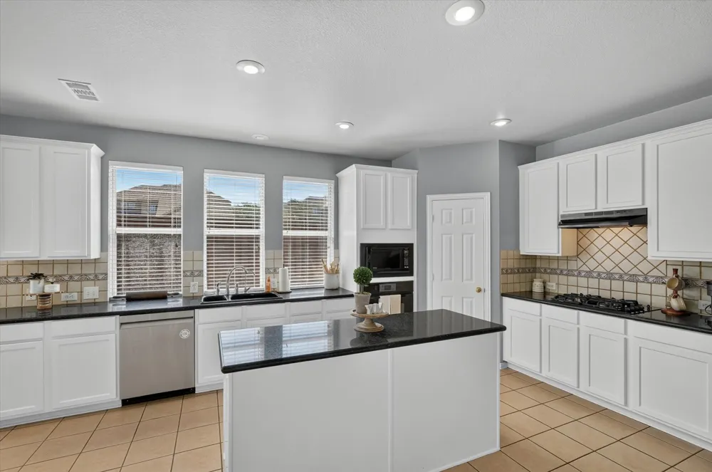 4302 Founders Drive Rowlett, TX 75089