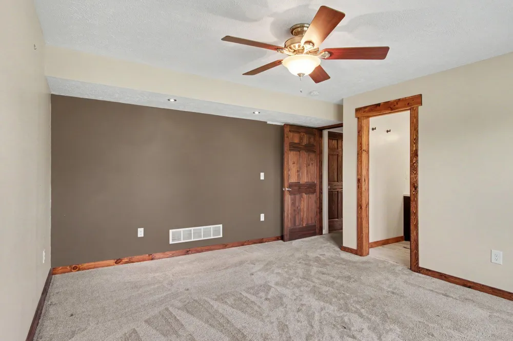 3476 Lindsey Lane Zeeland, MI 49464
