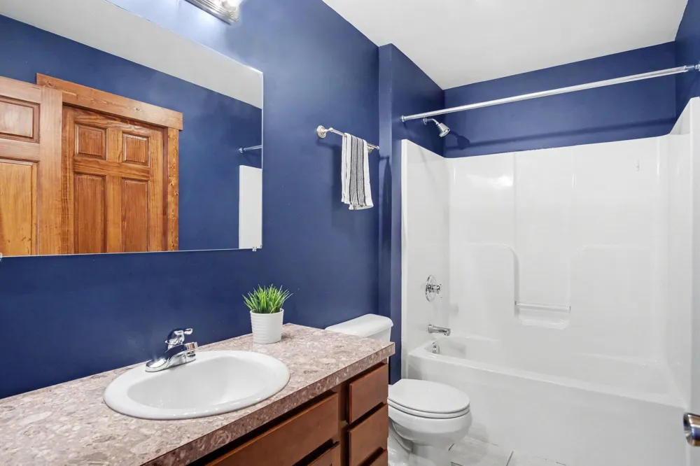 3476 Lindsey Lane Zeeland, MI 49464