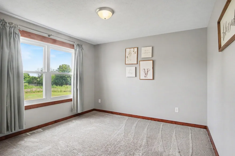 3476 Lindsey Lane Zeeland, MI 49464