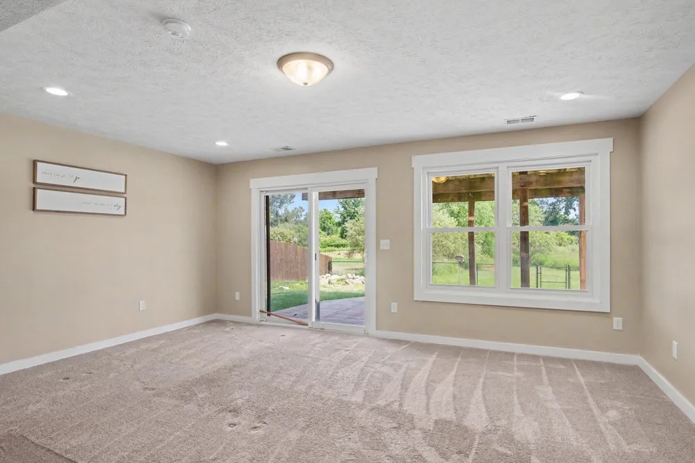 3476 Lindsey Lane Zeeland, MI 49464