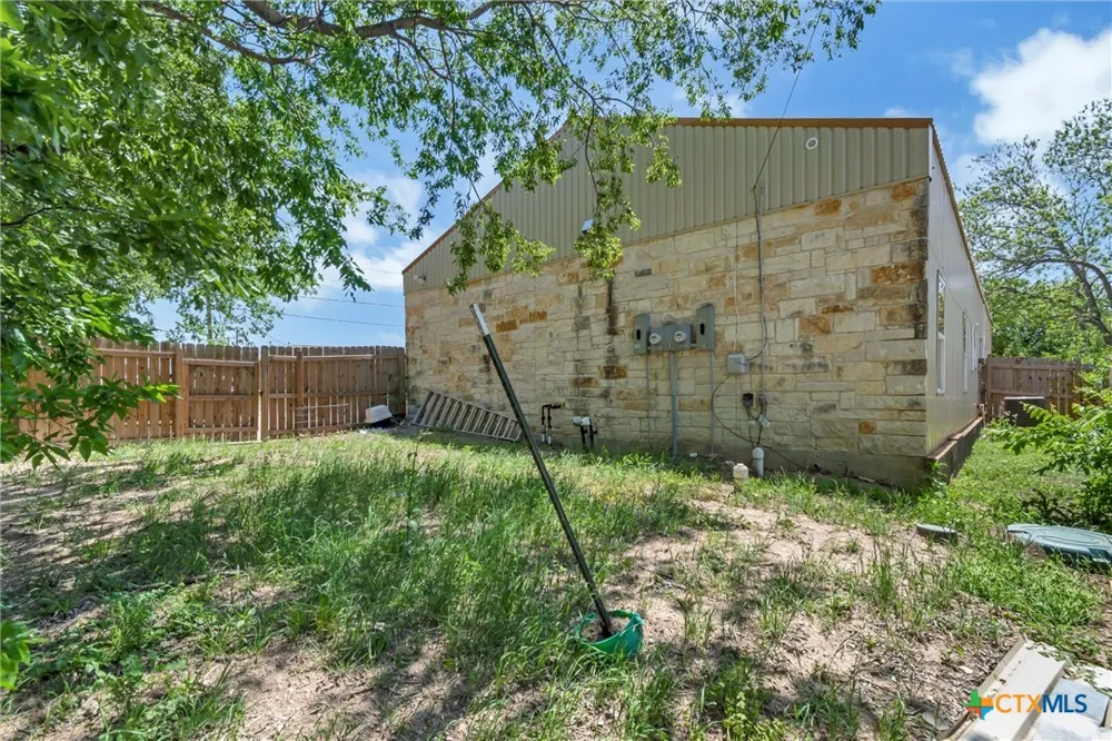 504 S 1st Street Copperas Cove, TX 76522