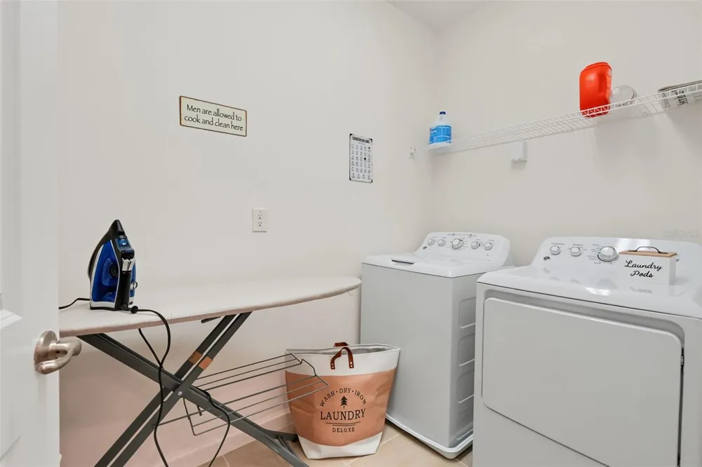319 SHORE CRAB WAY Apollo Beach, FL 33572