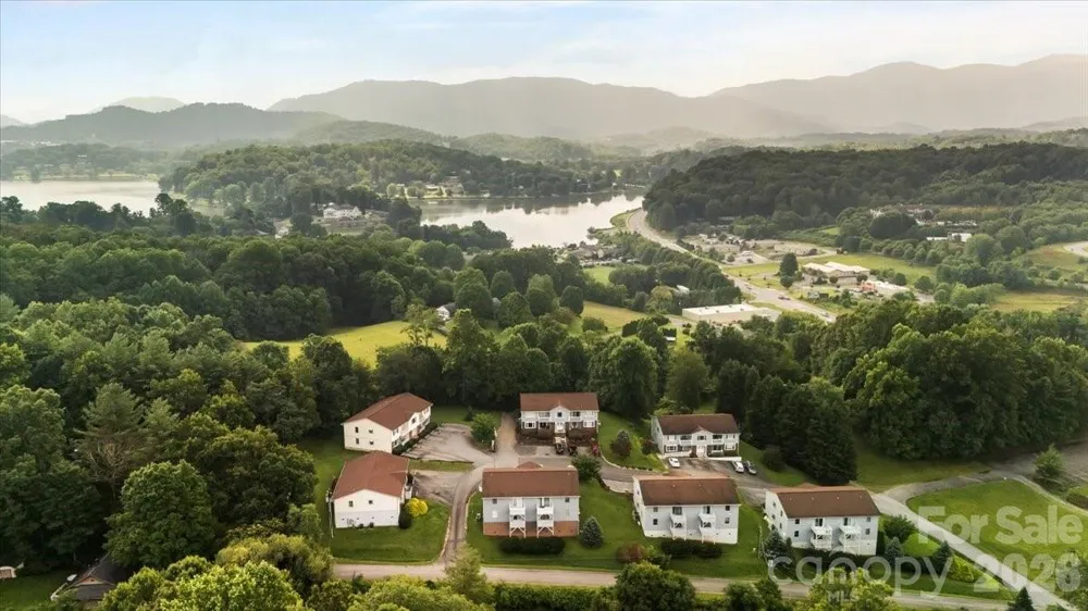 75 Nazarene Way #2 Waynesville, NC 28785