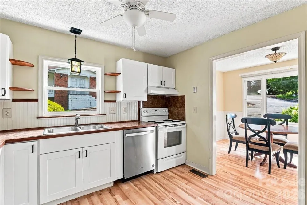 75 Nazarene Way #2 Waynesville, NC 28785