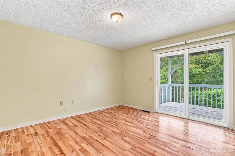 75 Nazarene Way #2 Waynesville, NC 28785