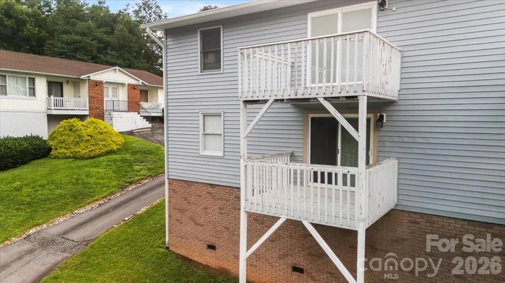75 Nazarene Way #2 Waynesville, NC 28785
