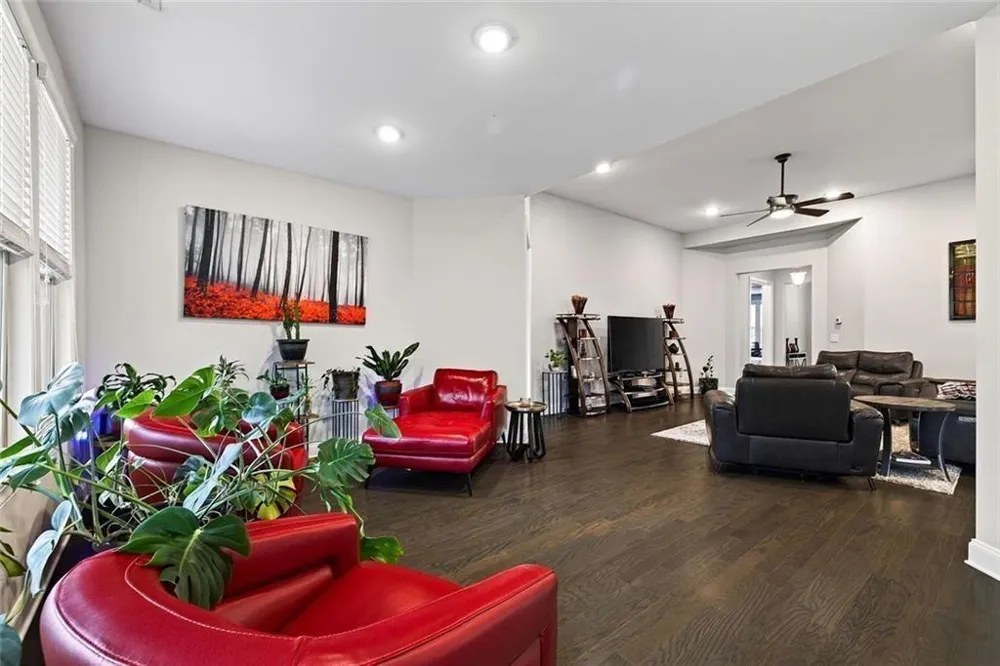 411 Cedar Pine Court Peachtree City, GA 30269