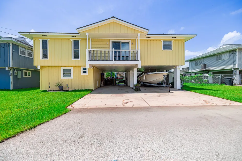 321 Ling Street Hitchcock, TX 77563