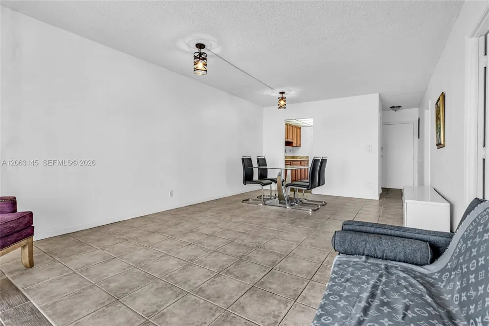200 S Birch Rd #1015 Fort Lauderdale, FL 33316