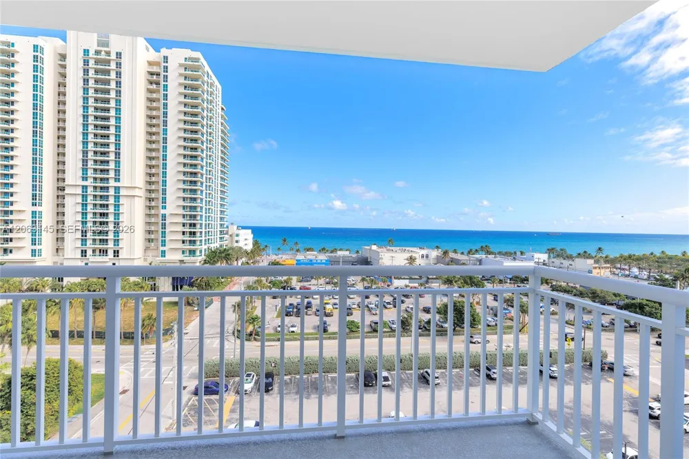 200 S Birch Rd #1015 Fort Lauderdale, FL 33316