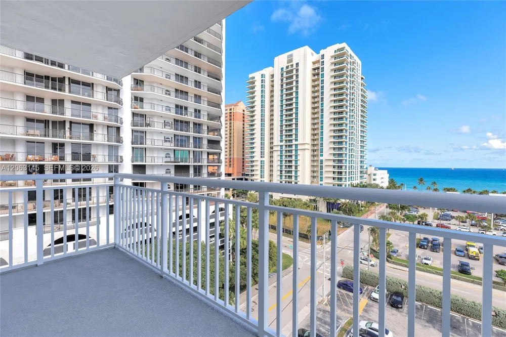 200 S Birch Rd #1015 Fort Lauderdale, FL 33316