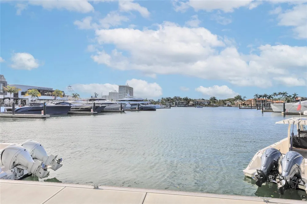 200 S Birch Rd #1015 Fort Lauderdale, FL 33316