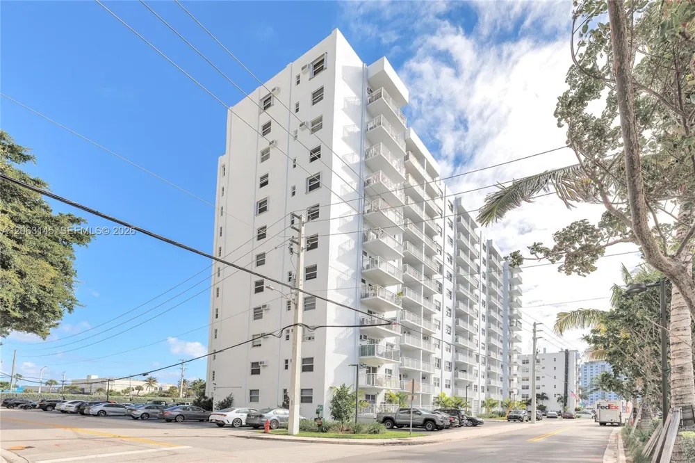 200 S Birch Rd #1015 Fort Lauderdale, FL 33316