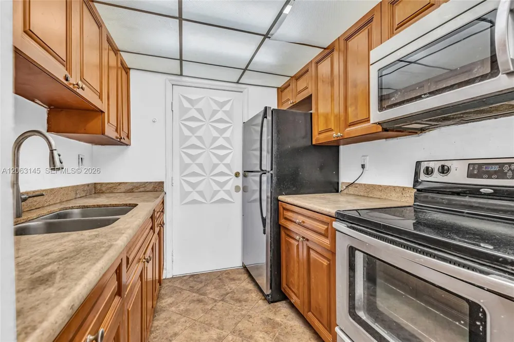200 S Birch Rd #1015 Fort Lauderdale, FL 33316