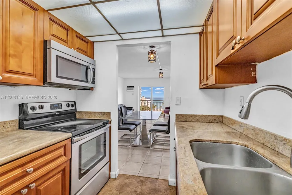 200 S Birch Rd #1015 Fort Lauderdale, FL 33316
