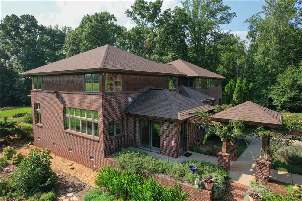 4680 River Bluff Farms Road Tobaccoville, NC 27050
