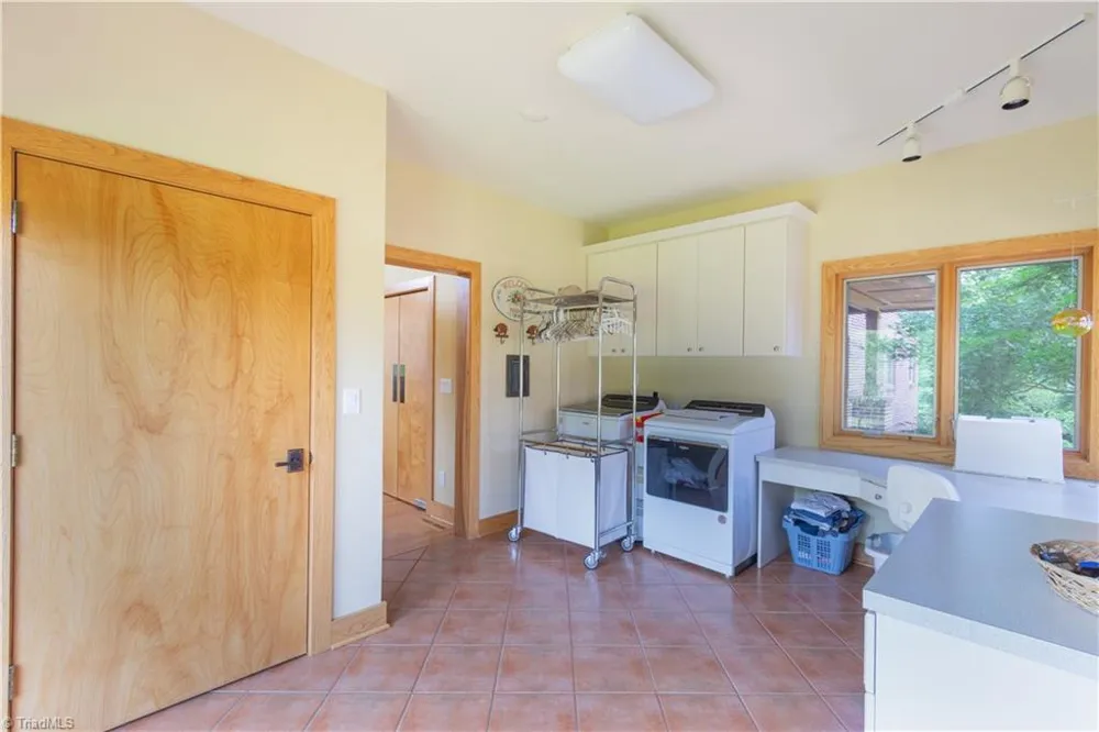 4680 River Bluff Farms Road Tobaccoville, NC 27050