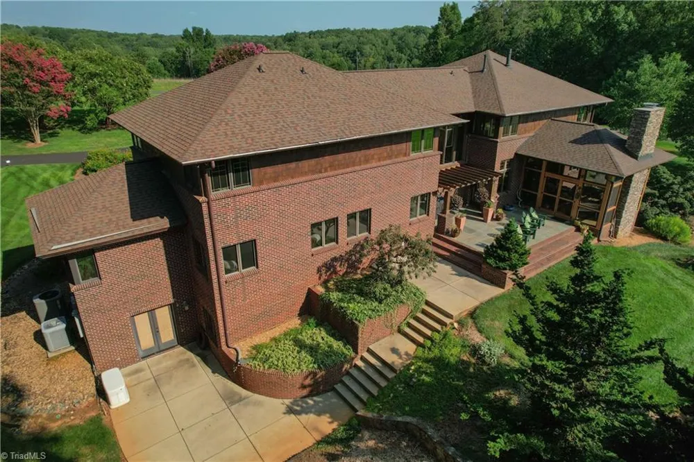4680 River Bluff Farms Road Tobaccoville, NC 27050