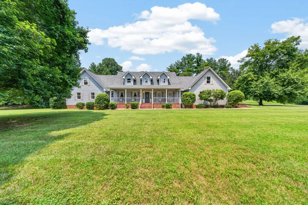 1401 Denny Rd Cookeville, TN 38506