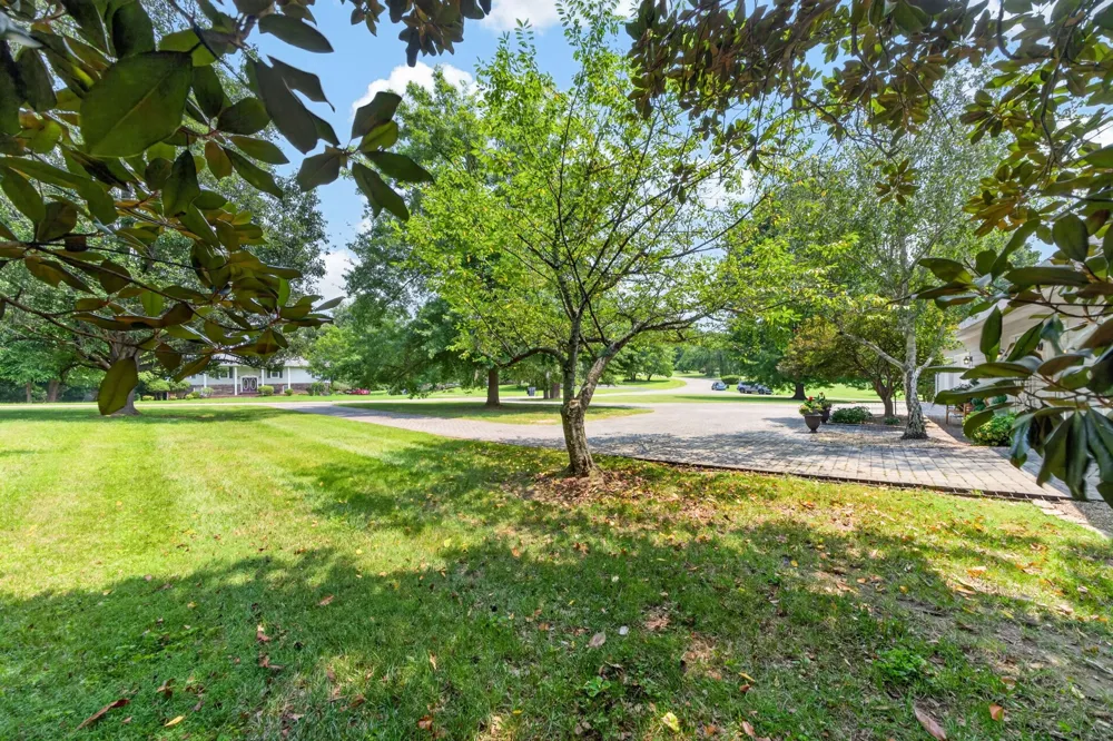 1401 Denny Rd Cookeville, TN 38506