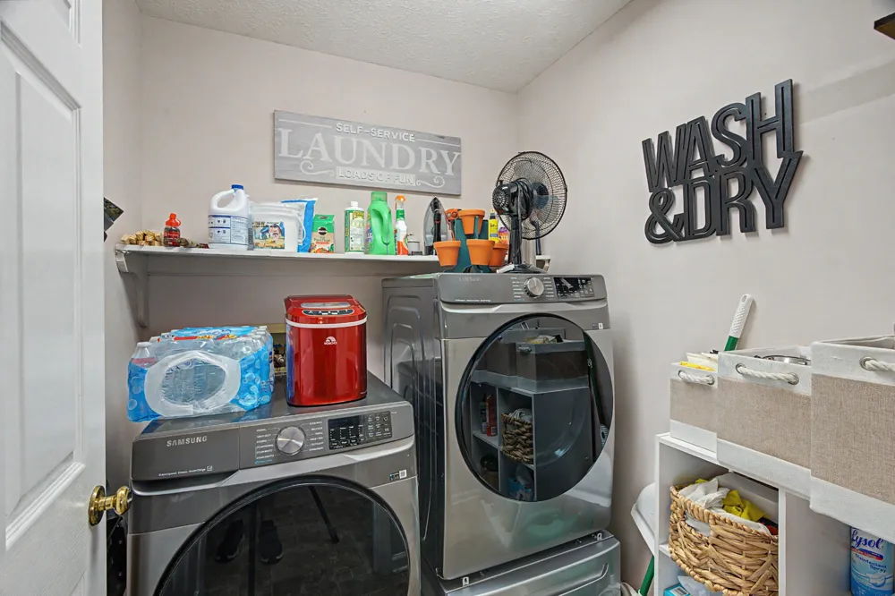 583 Winchester Dr Hopkinsville, KY 42240