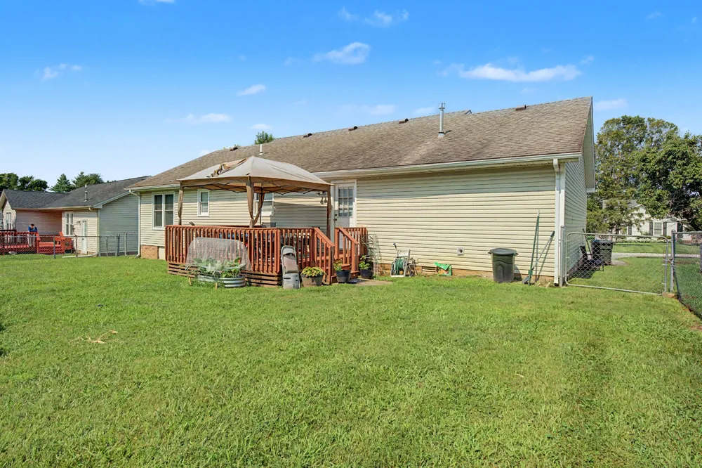583 Winchester Dr Hopkinsville, KY 42240