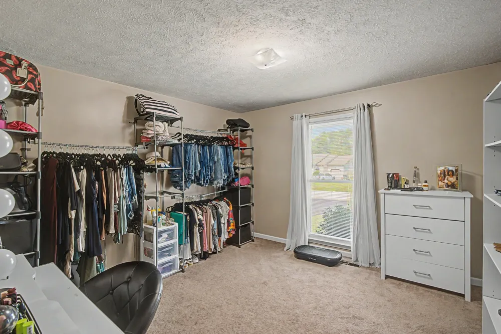 583 Winchester Dr Hopkinsville, KY 42240